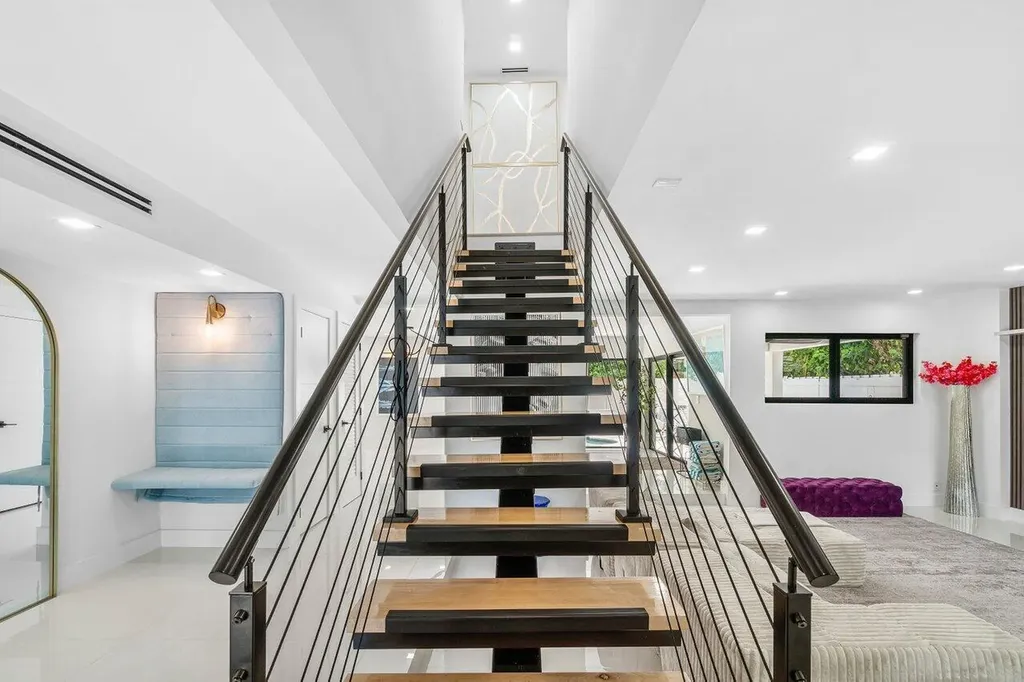 2724 N Ocean Boulevard Fort Lauderdale FL 33308