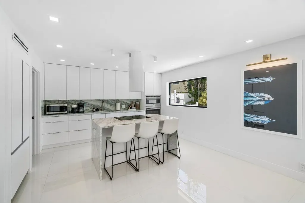 2724 N Ocean Boulevard Fort Lauderdale FL 33308