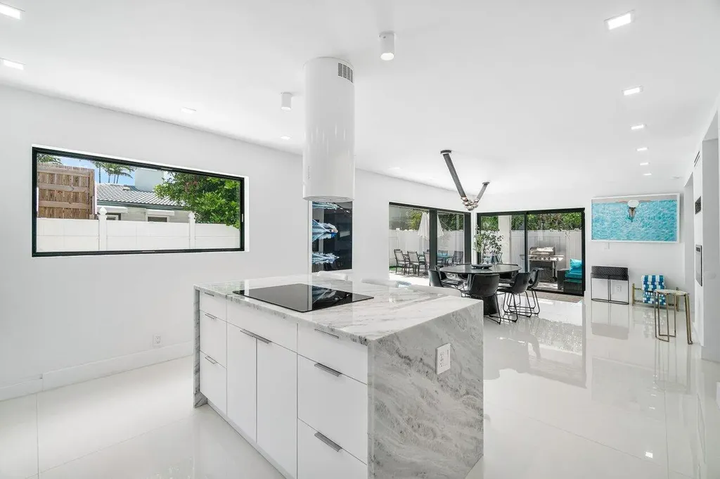 2724 N Ocean Boulevard Fort Lauderdale FL 33308