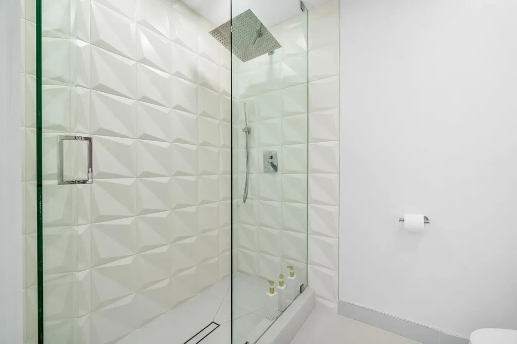 2724 N Ocean Boulevard Fort Lauderdale FL 33308