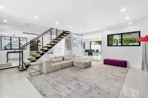 2724 N Ocean Boulevard Fort Lauderdale FL 33308