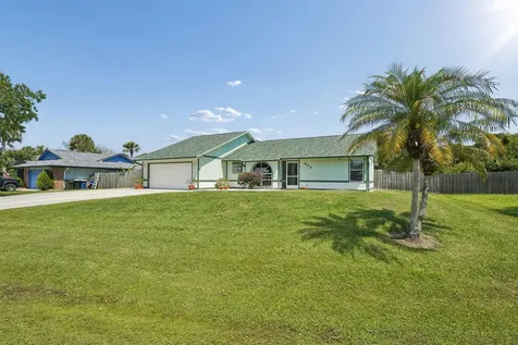 902 Egret Avenue Fort Pierce FL 34982