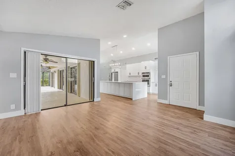 21356 Summertrace Circle Boca Raton FL 33428