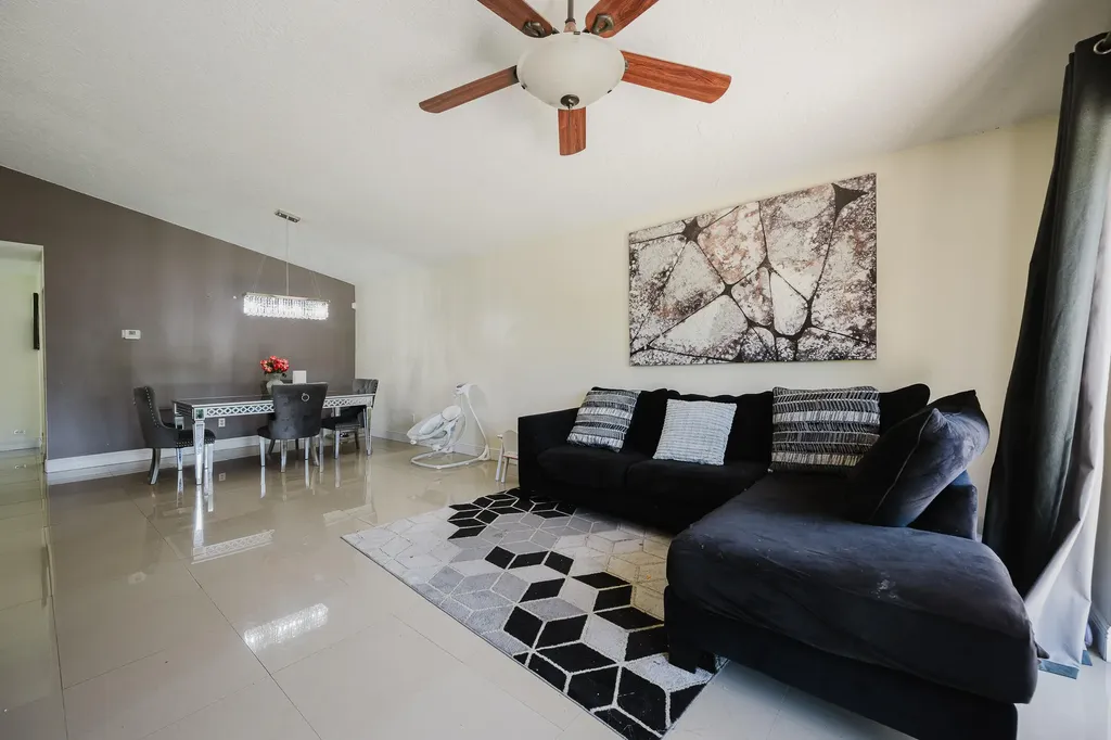 5402 Bonky Court West Palm Beach FL 33415