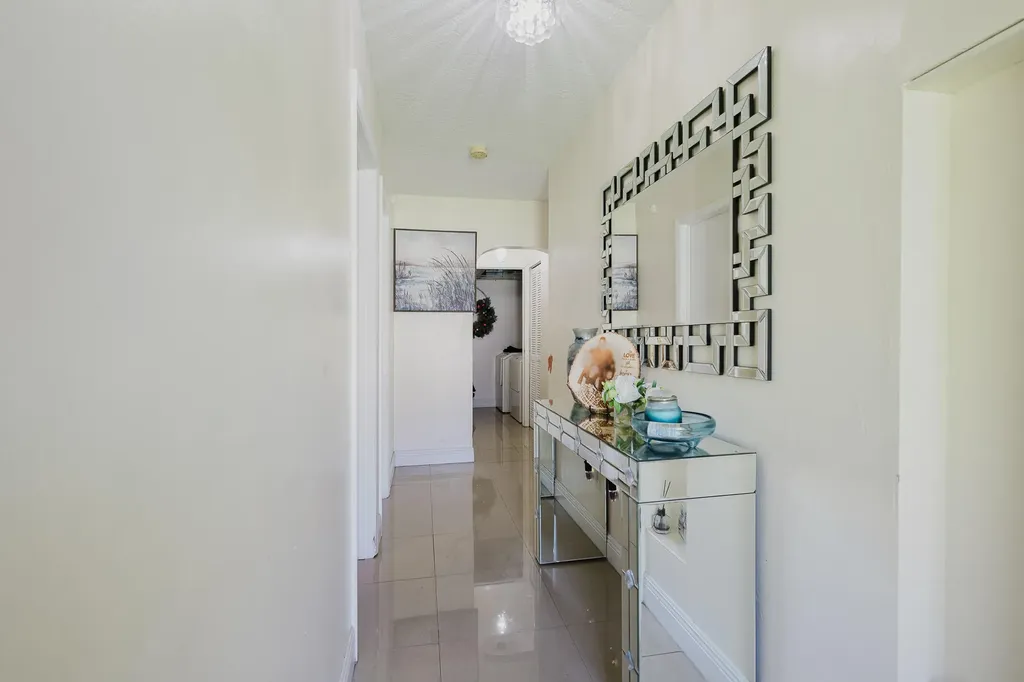 5402 Bonky Court West Palm Beach FL 33415