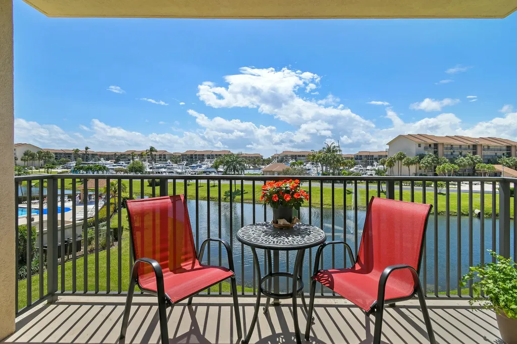 601 Seafarer Circle Jupiter FL 33477