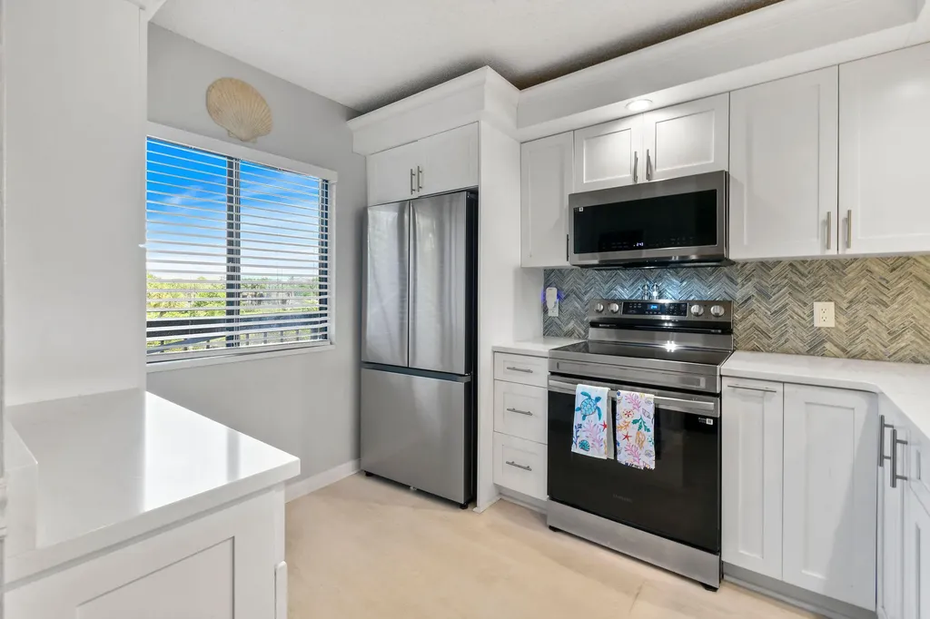 601 Seafarer Circle Jupiter FL 33477