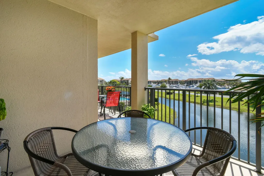 601 Seafarer Circle Jupiter FL 33477