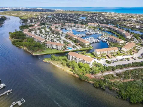 601 Seafarer Circle Jupiter FL 33477