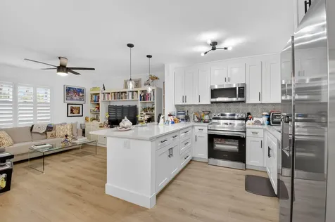 538 Flanders L Delray Beach FL 33484