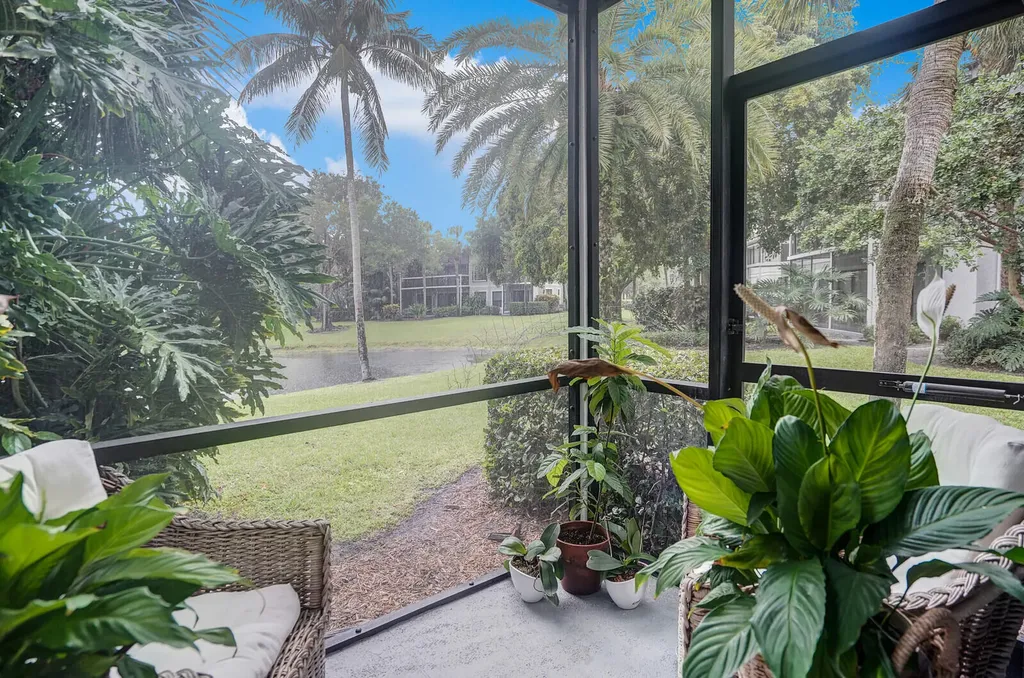 11863 Wimbledon Circle Wellington FL 33414