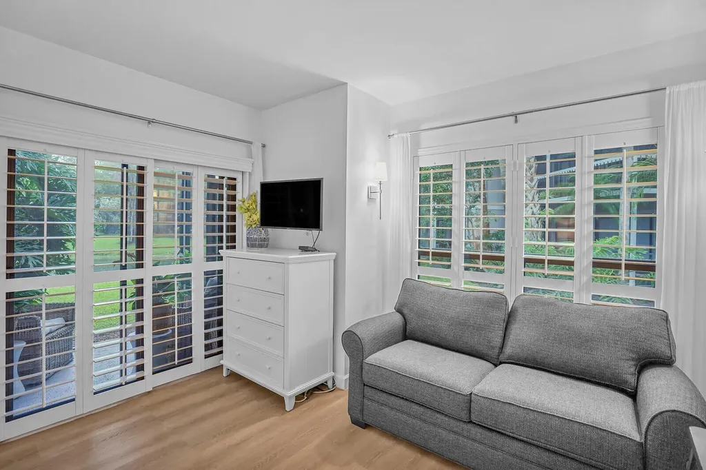 11863 Wimbledon Circle Wellington FL 33414