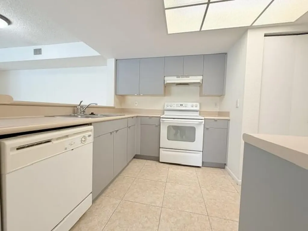 9088 W Atlantic Boulevard Coral Springs FL 33071