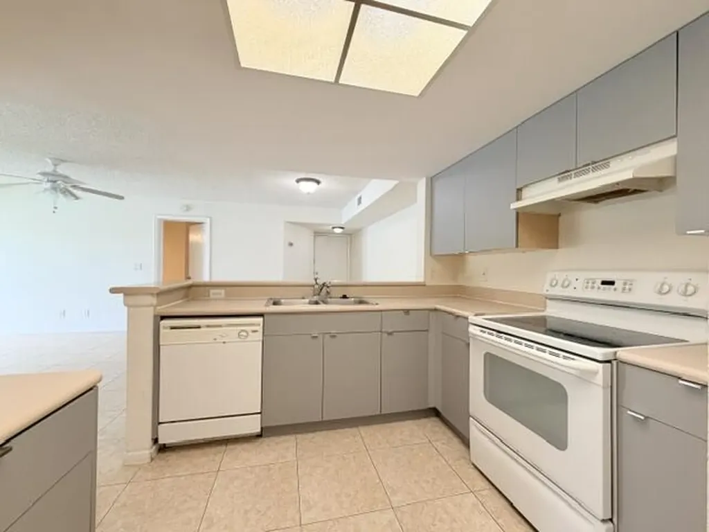 9088 W Atlantic Boulevard Coral Springs FL 33071