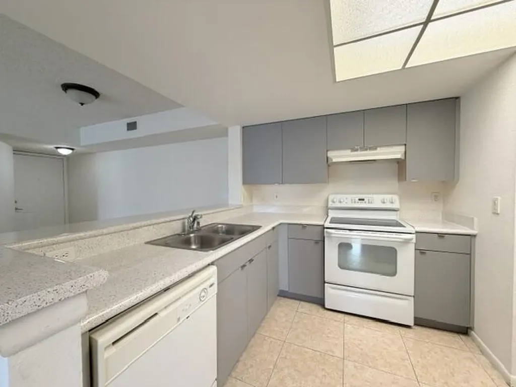 9088 W Atlantic Boulevard Coral Springs FL 33071