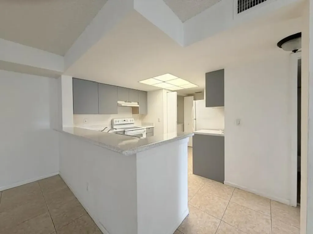 9088 W Atlantic Boulevard Coral Springs FL 33071
