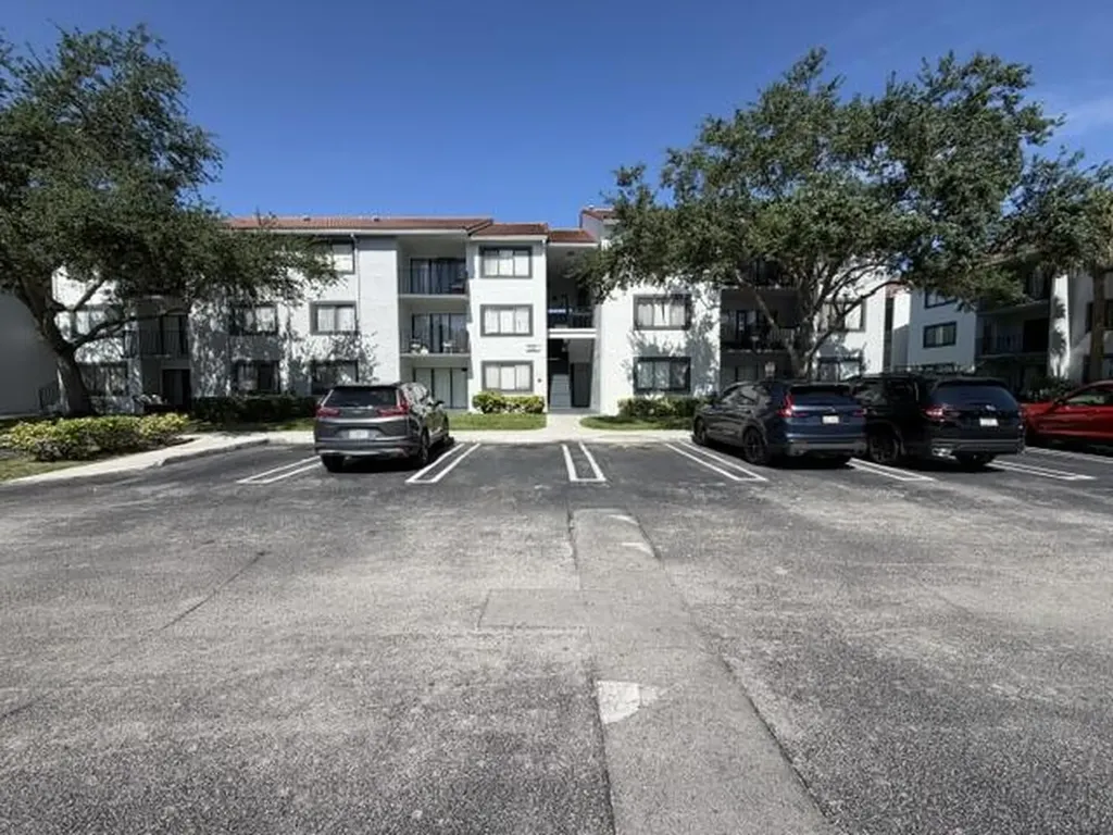 9088 W Atlantic Boulevard Coral Springs FL 33071