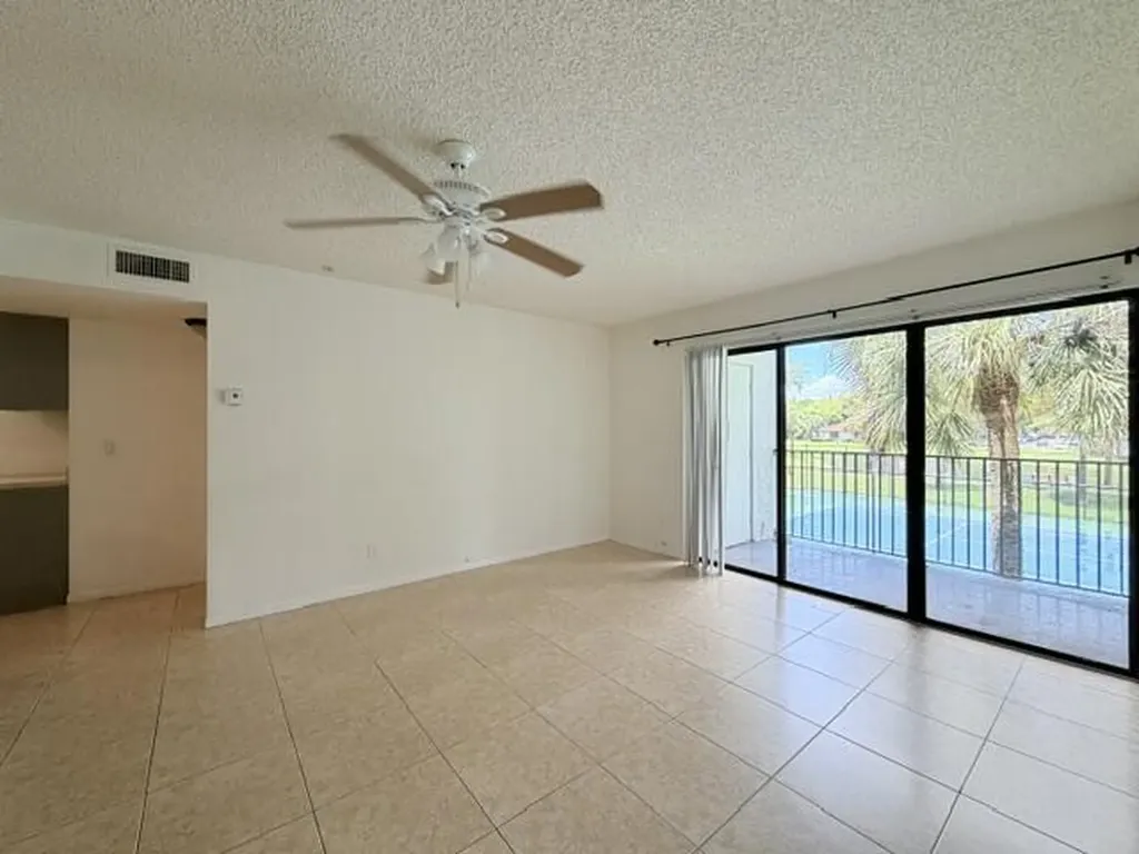 9088 W Atlantic Boulevard Coral Springs FL 33071
