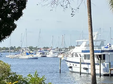 6537 SE Federal Highway Stuart FL 34997