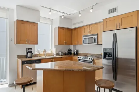 1755 E Hallandale Beach Boulevard Hallandale Beach FL 33009