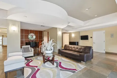 1755 E Hallandale Beach Boulevard Hallandale Beach FL 33009