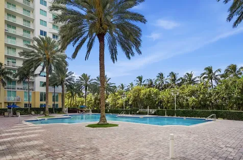 1755 E Hallandale Beach Boulevard Hallandale Beach FL 33009
