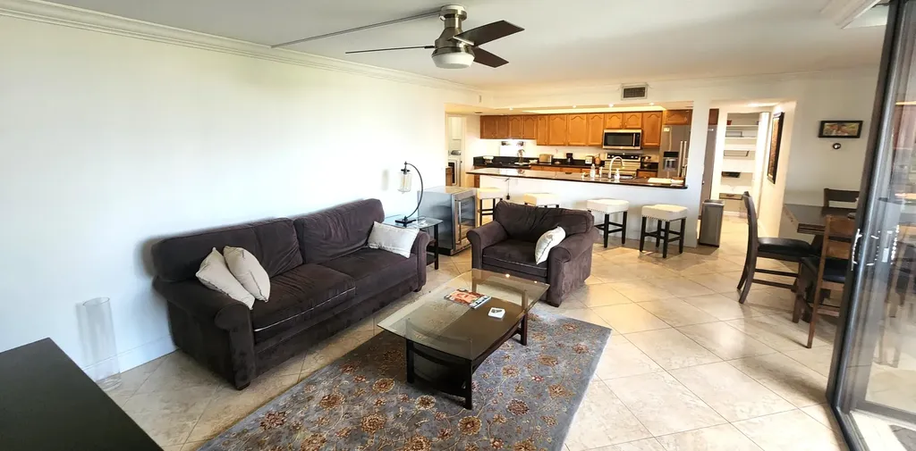 450 Egret Circle Delray Beach FL 33444