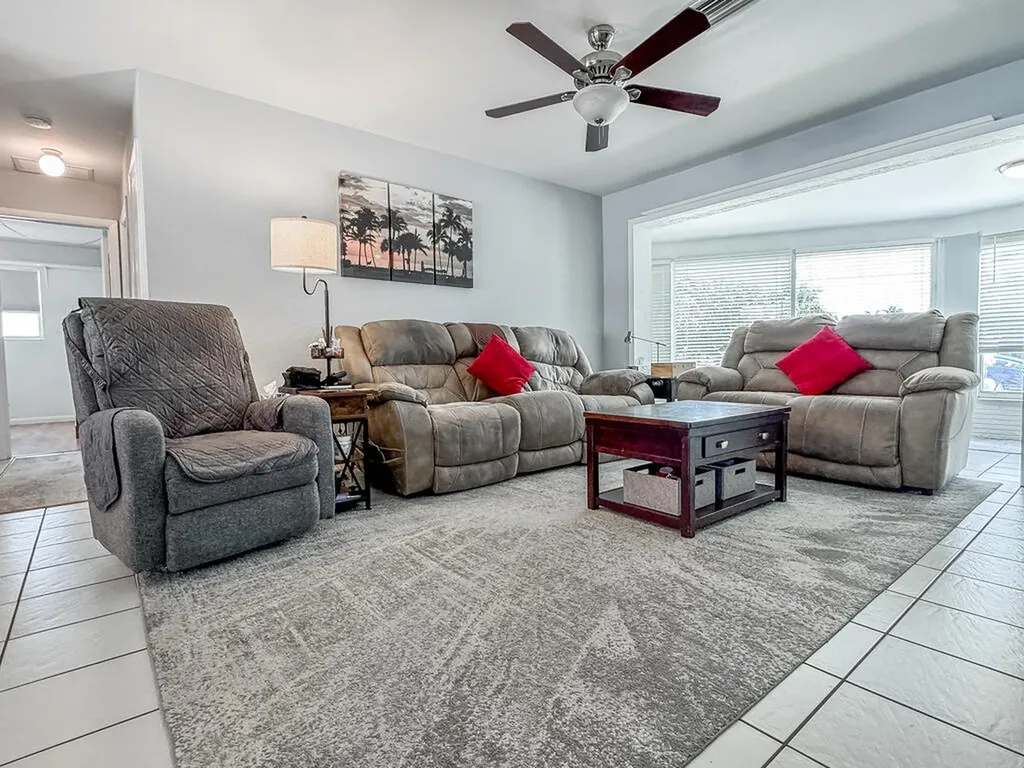 1009 SE 15th Street Deerfield Beach FL 33441