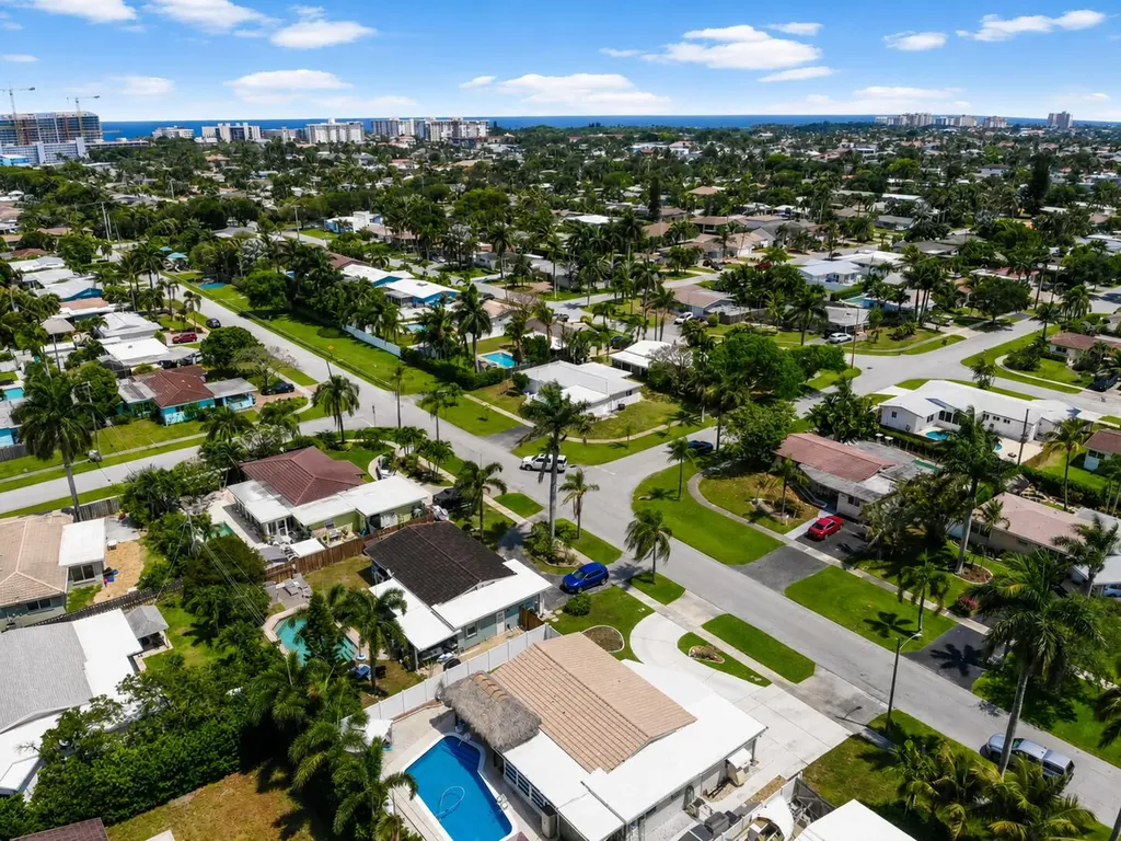 1009 SE 15th Street Deerfield Beach FL 33441