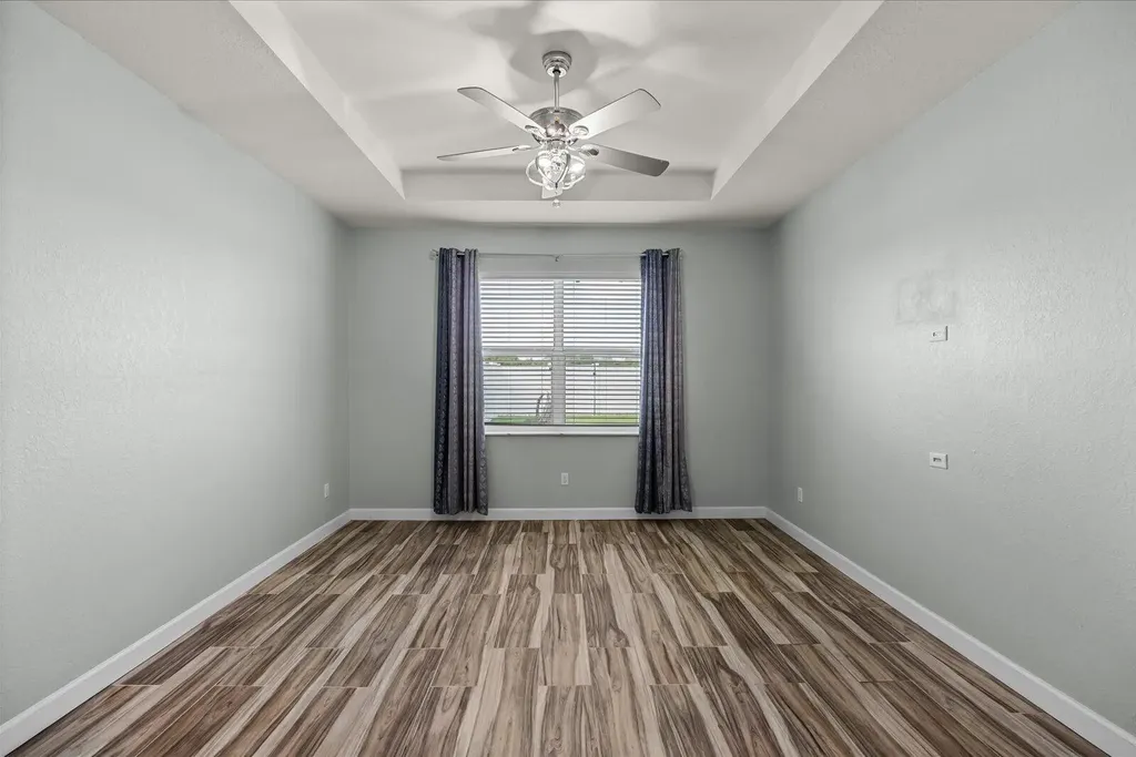 8095 NW Greenbank Circle Port St Lucie FL 34987