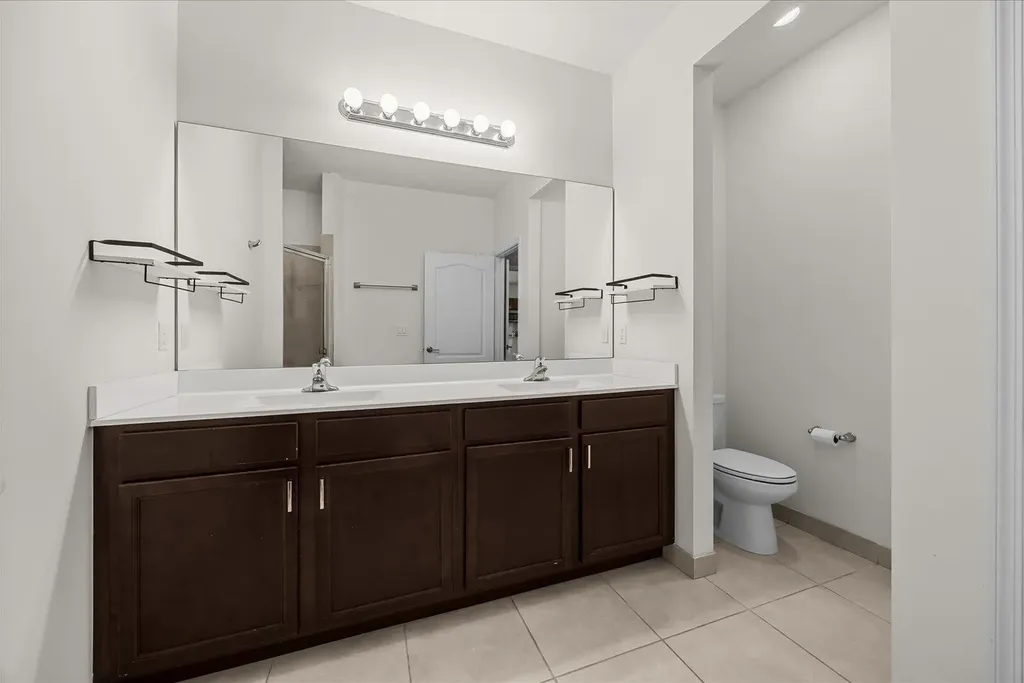 8095 NW Greenbank Circle Port St Lucie FL 34987
