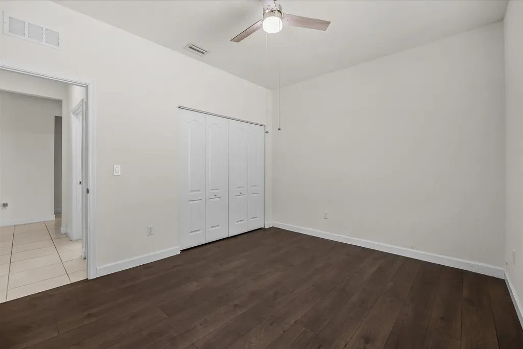 8095 NW Greenbank Circle Port St Lucie FL 34987