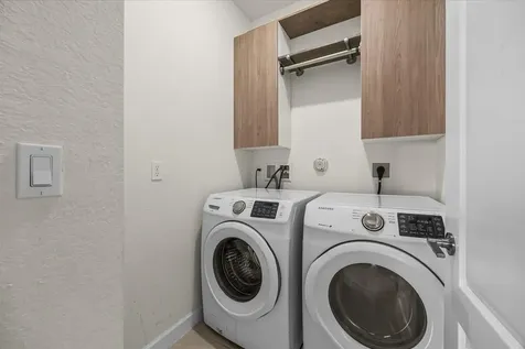 8095 NW Greenbank Circle Port St Lucie FL 34987
