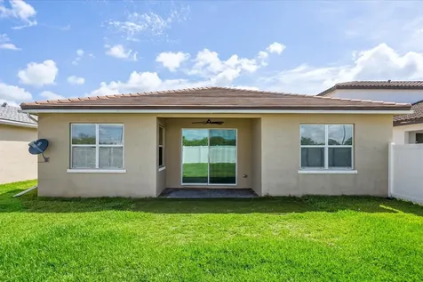 8095 NW Greenbank Circle Port St Lucie FL 34987