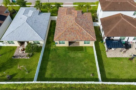 8095 NW Greenbank Circle Port St Lucie FL 34987