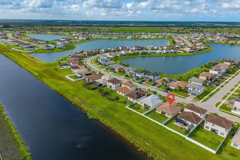 8095 NW Greenbank Circle Port St Lucie FL 34987