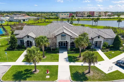 8095 NW Greenbank Circle Port St Lucie FL 34987