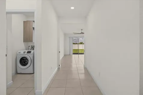 8095 NW Greenbank Circle Port St Lucie FL 34987