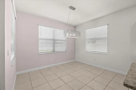 8095 NW Greenbank Circle Port St Lucie FL 34987