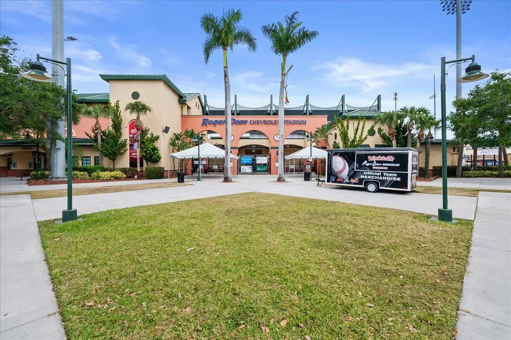 6075 Francis Street Jupiter FL 33458