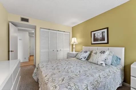 1009 N Ocean Boulevard Pompano Beach FL 33062