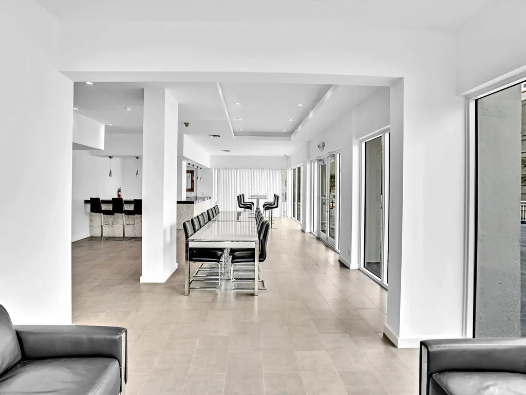 2841 N Ocean Boulevard Fort Lauderdale FL 33308