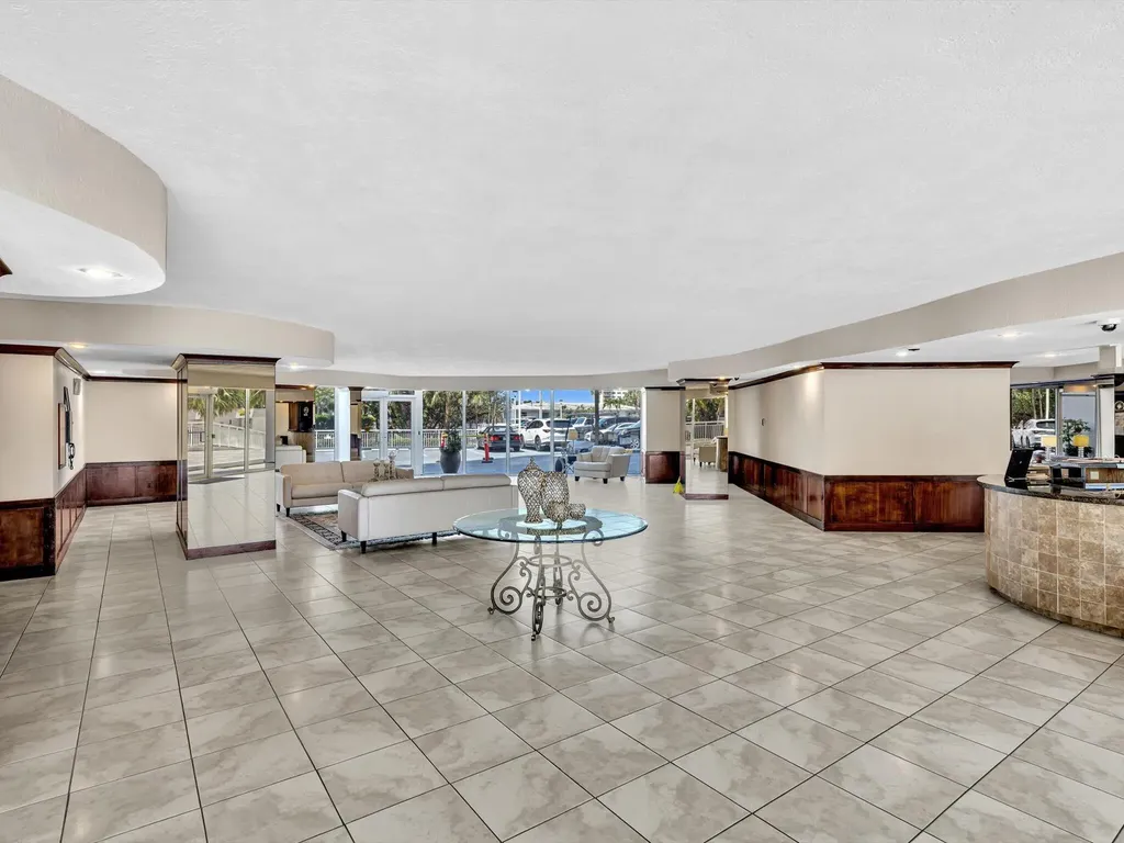 2841 N Ocean Boulevard Fort Lauderdale FL 33308