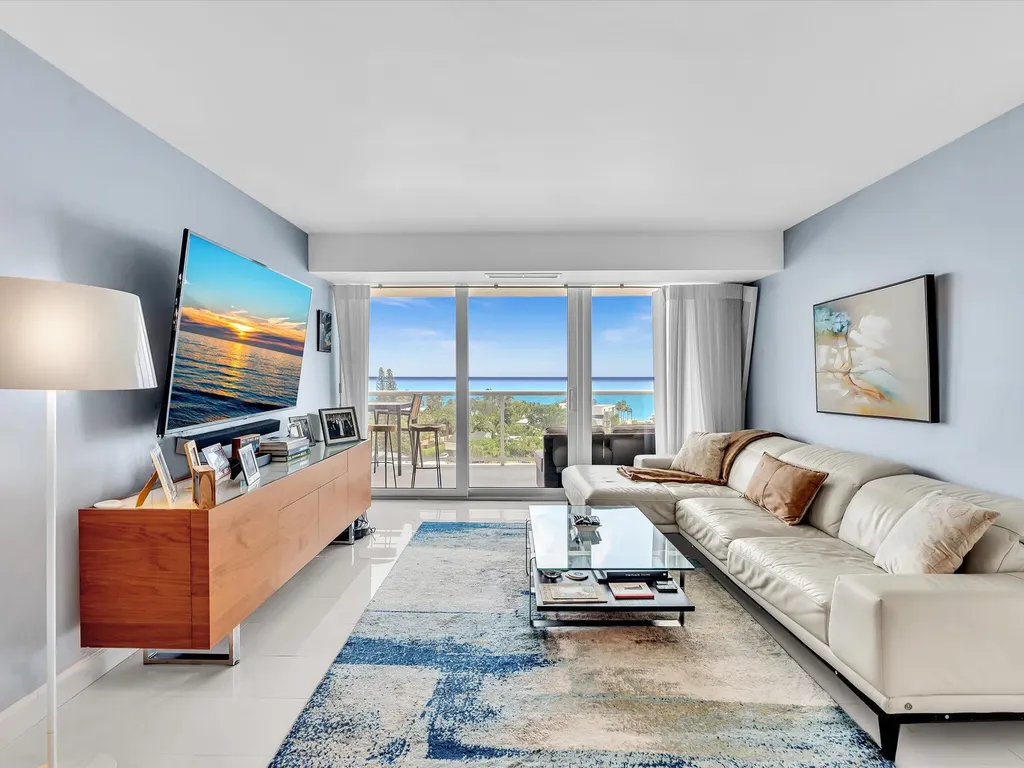 2841 N Ocean Boulevard Fort Lauderdale FL 33308