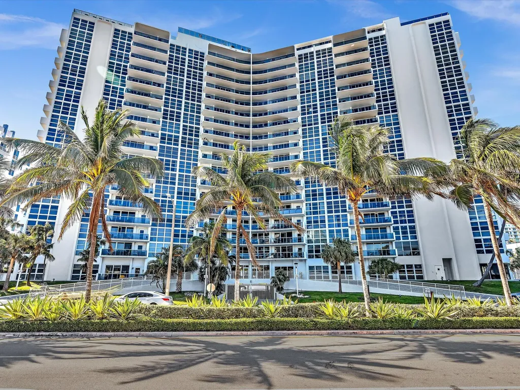 2841 N Ocean Boulevard Fort Lauderdale FL 33308