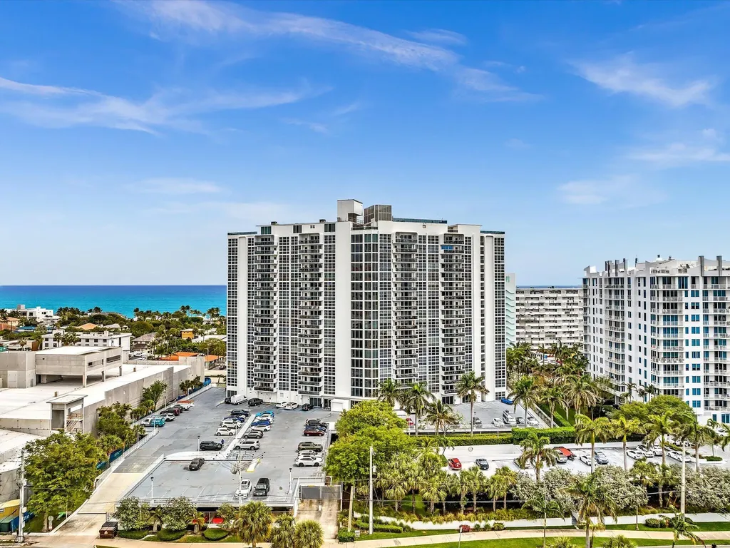 2841 N Ocean Boulevard Fort Lauderdale FL 33308