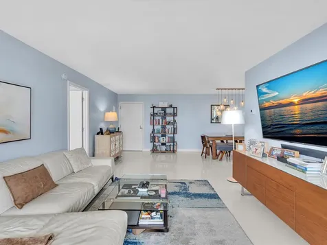 2841 N Ocean Boulevard Fort Lauderdale FL 33308