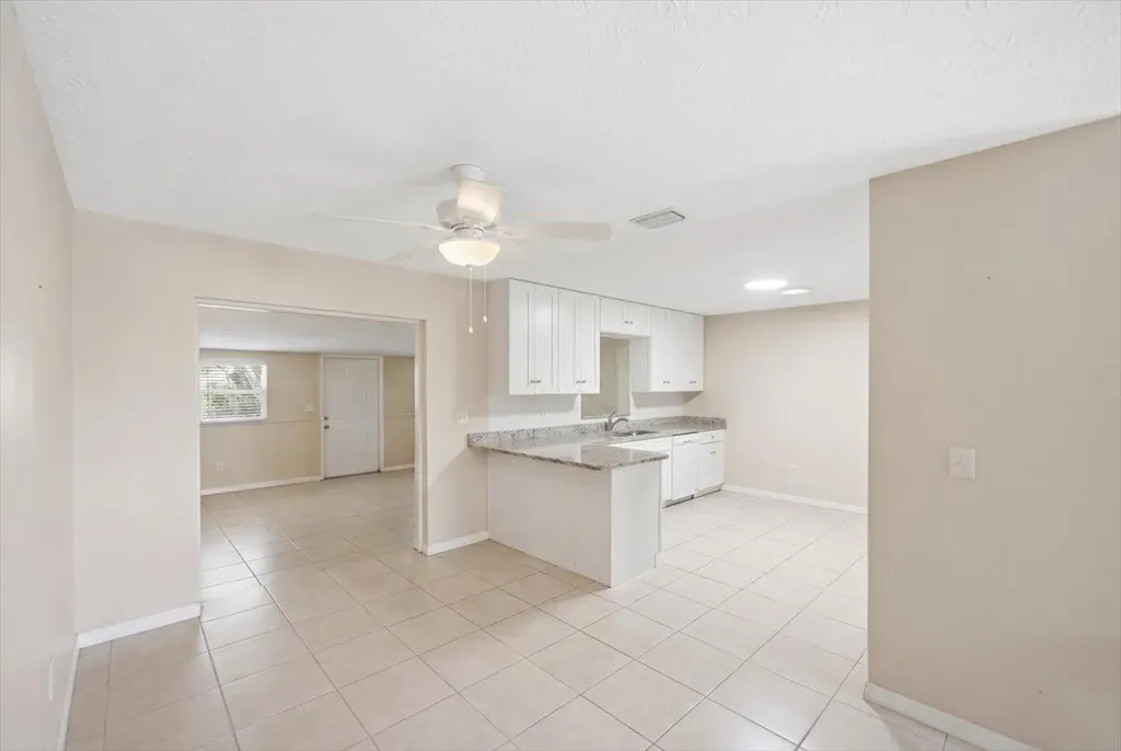 667 SE Faith Terrace Port St Lucie FL 34983