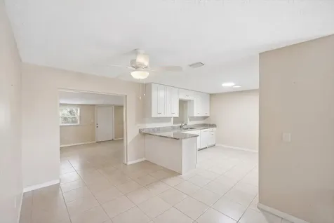 667 SE Faith Terrace Port St Lucie FL 34983