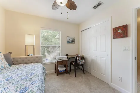 1563 Par Court Vero Beach FL 32966